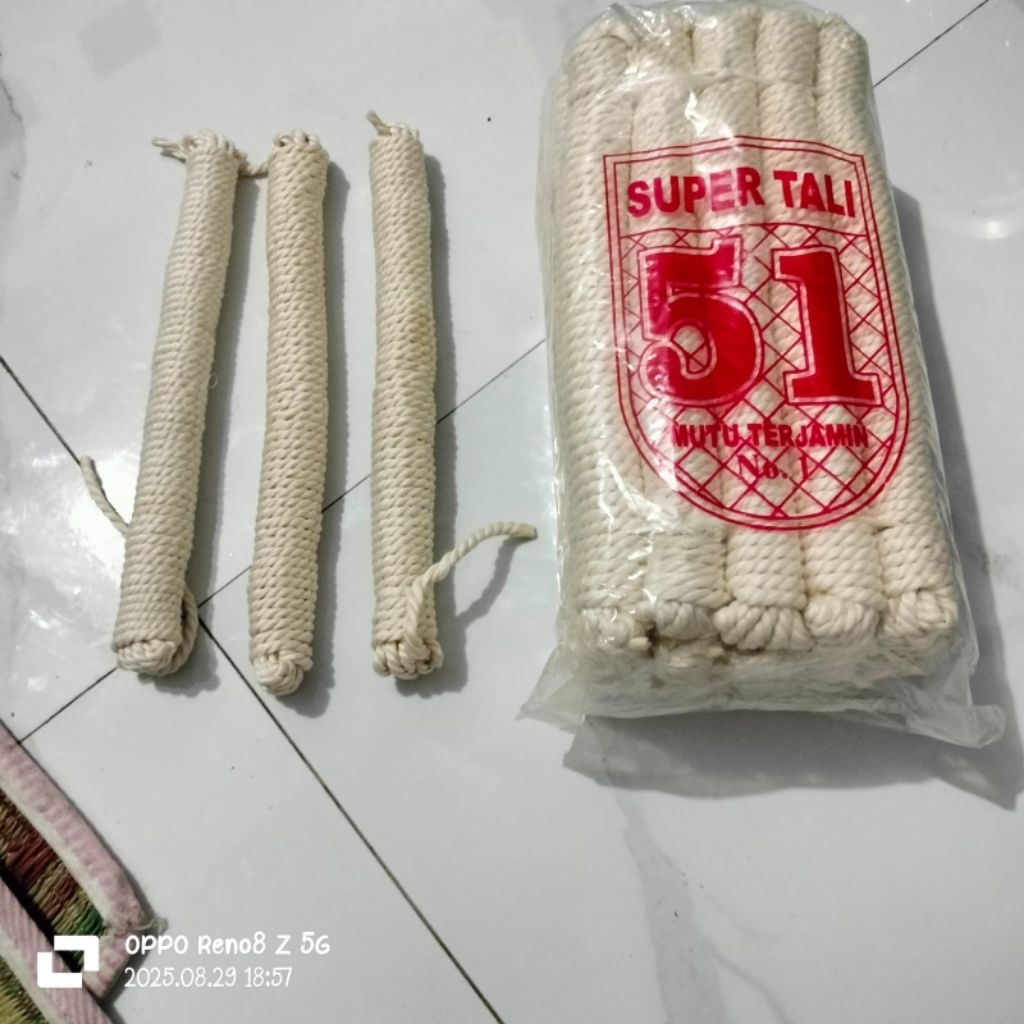 

tali serat lurus pramuka 5mtr &10 mtr isi 20 pcs