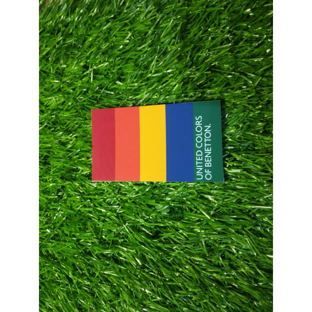 

stiker vinyl benetton