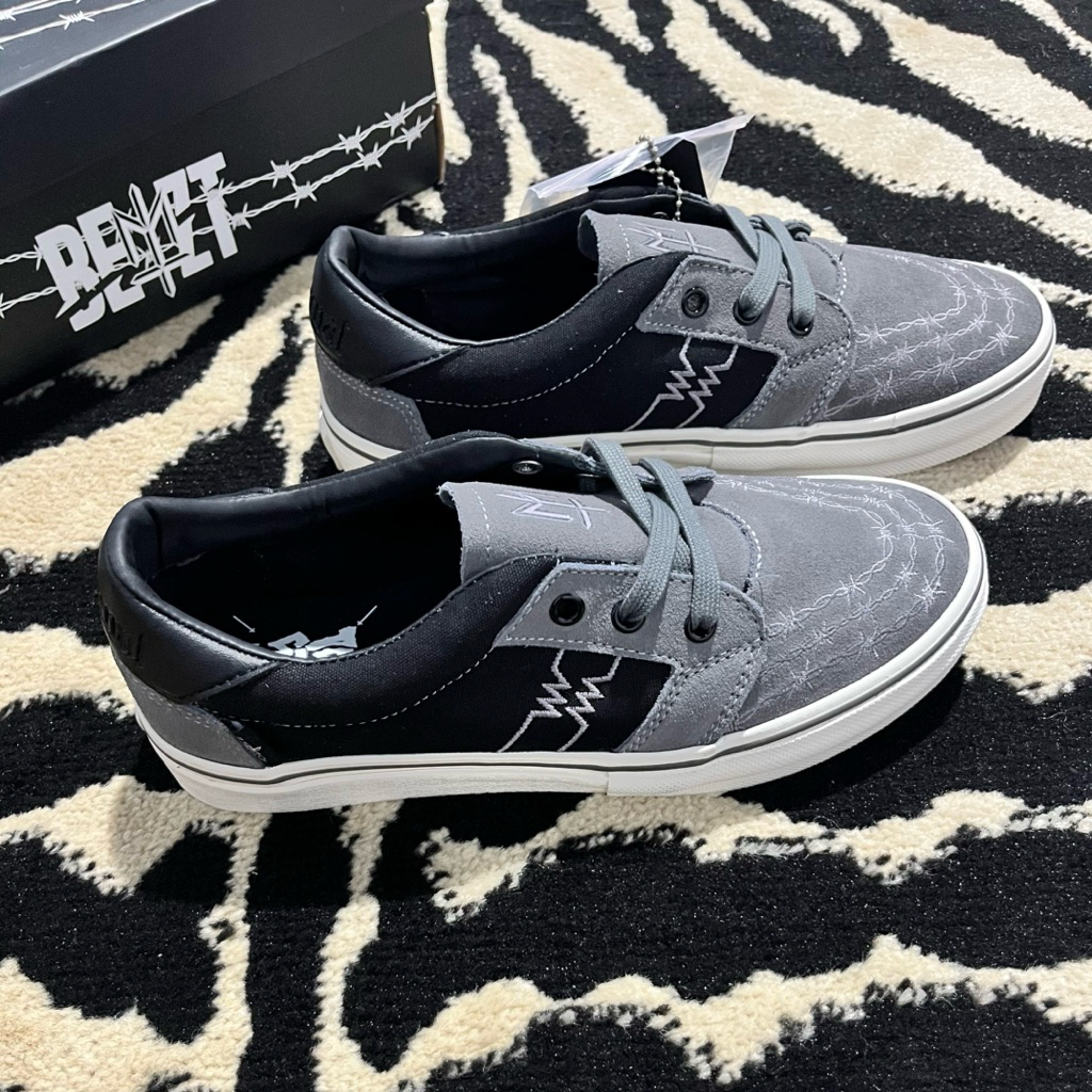 Maternal Disaster x Beazt - Sepatu | Bearnal Lx | Luxo