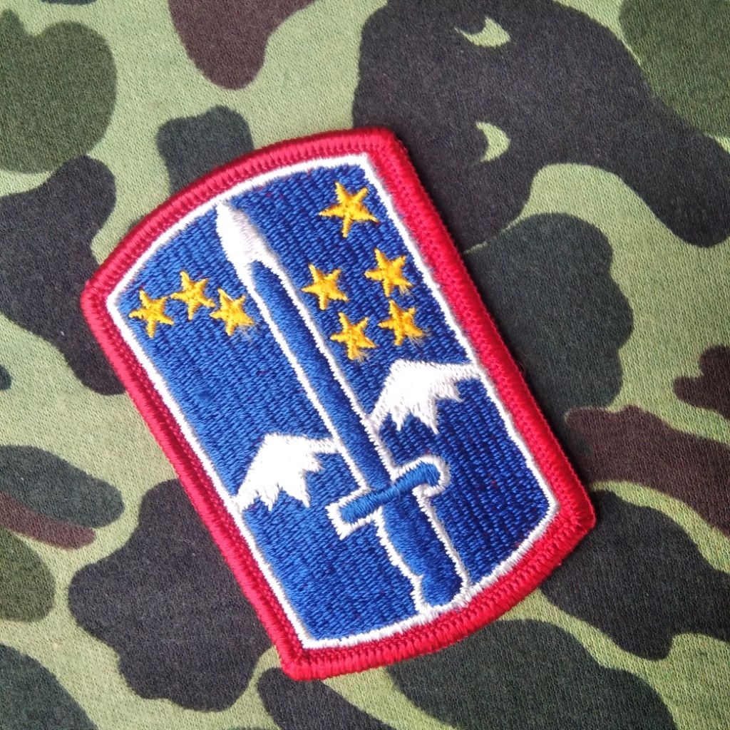 Vintage Amerika Patch Tentara Jadul Military Patch US Army 172nd Infantry Brigade Iraq Services US A