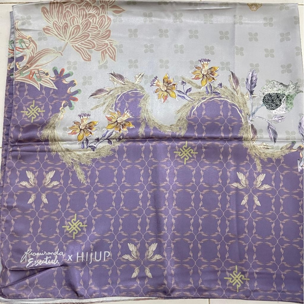 PL Riamiranda Scarf