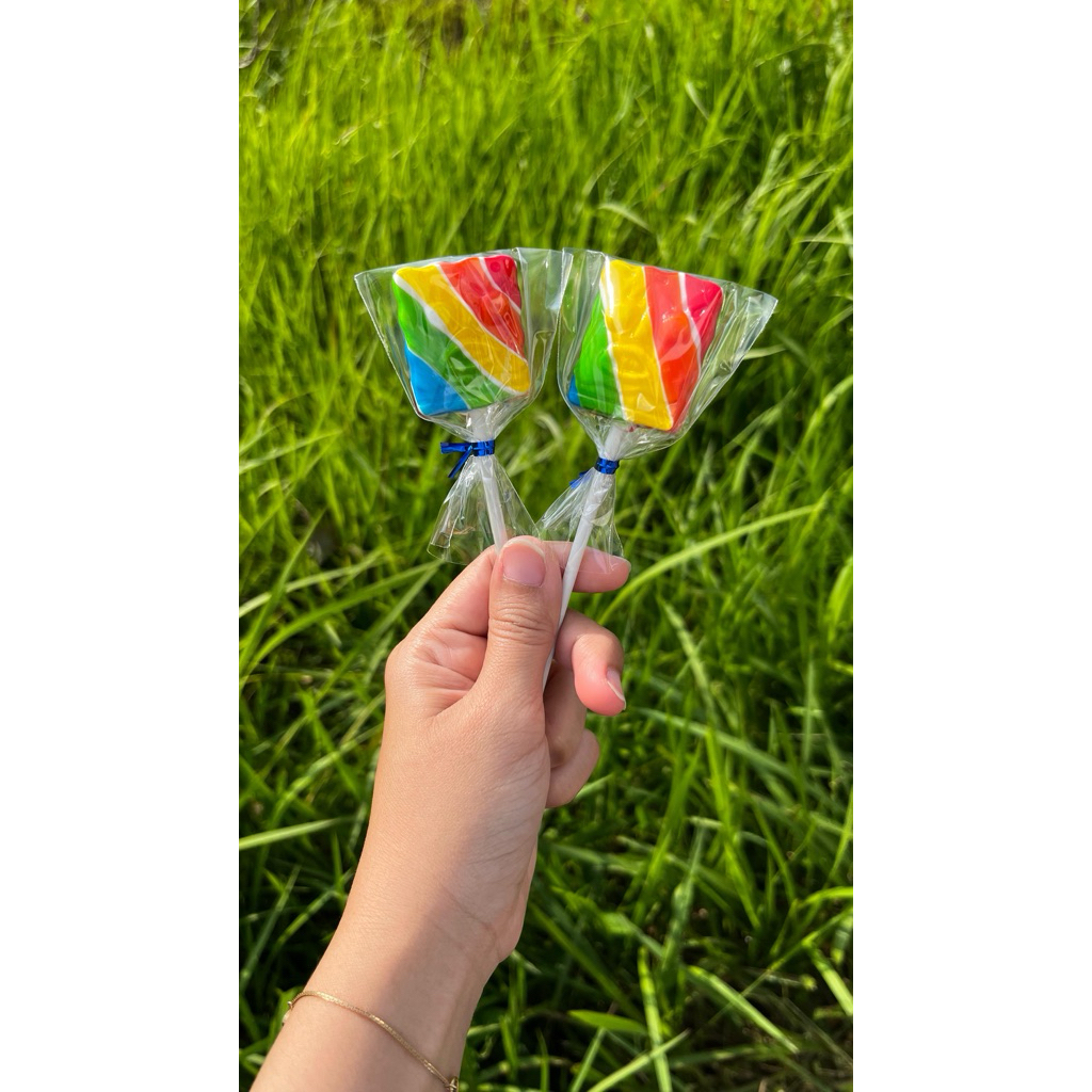 

Permen Lolipop 4.5 cm Spongebob (Isi 100pcs)