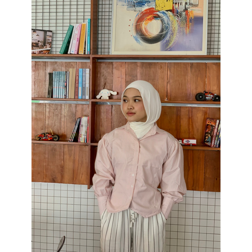 Ilswear - Kemeja Salur Crop Top Lengan Balon
