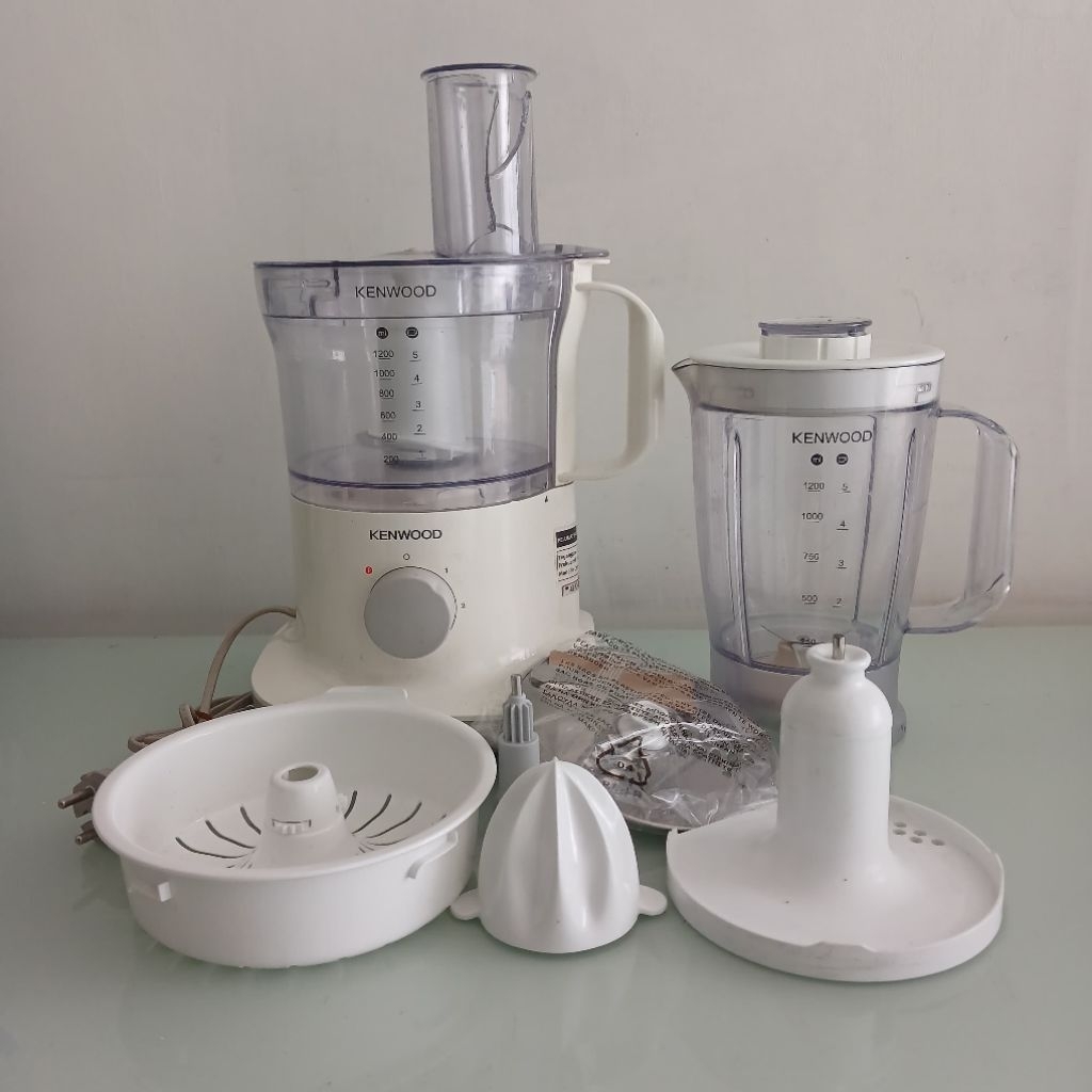(bekas) KENWOOD Food Processor FPP230