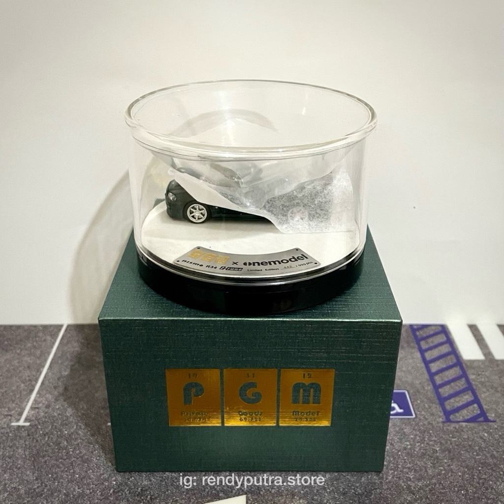 PGM x ONEMODEL Nismo Nissan Skyline R34 Z-Tune Green. Limited no. 442/999. Include Engine. Sealed