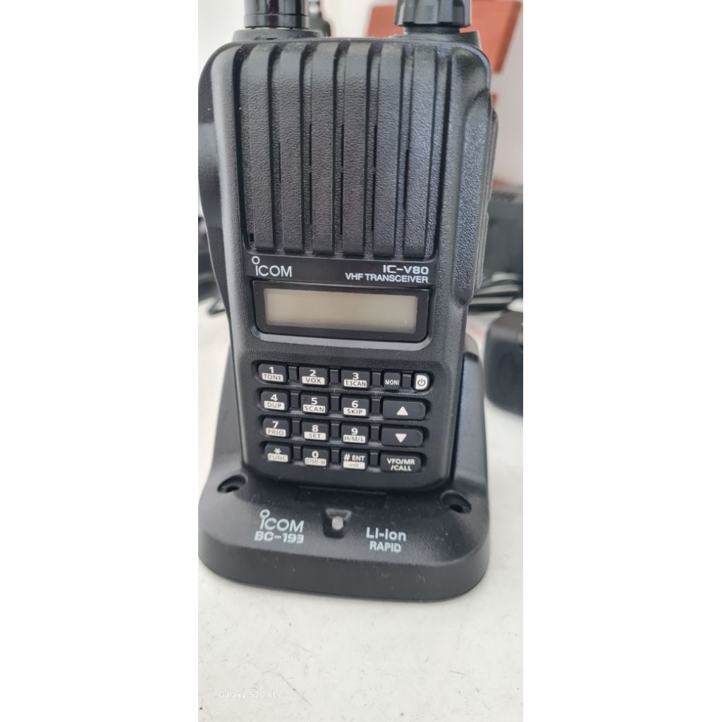 HT ICOM V80, VHF second mulus