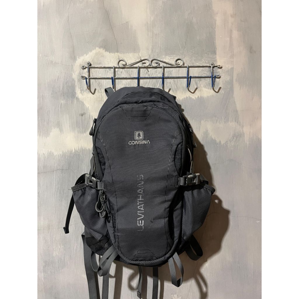 TAS GUNUNG CONSINA