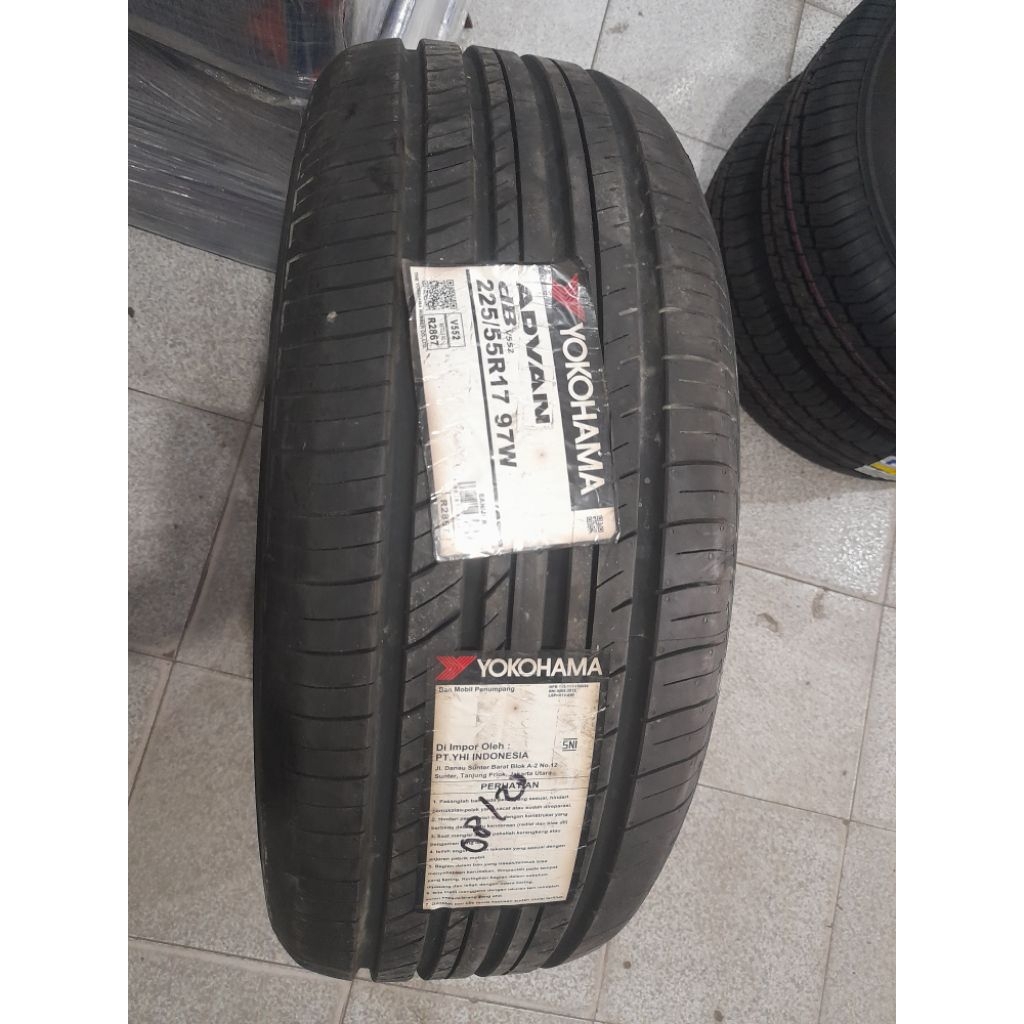BAN MOBIL BARU PROMO TAHUN 2019 UKURAN 225 55 R17 YOKOHAMA ADVAN DB HARGA SATUAN