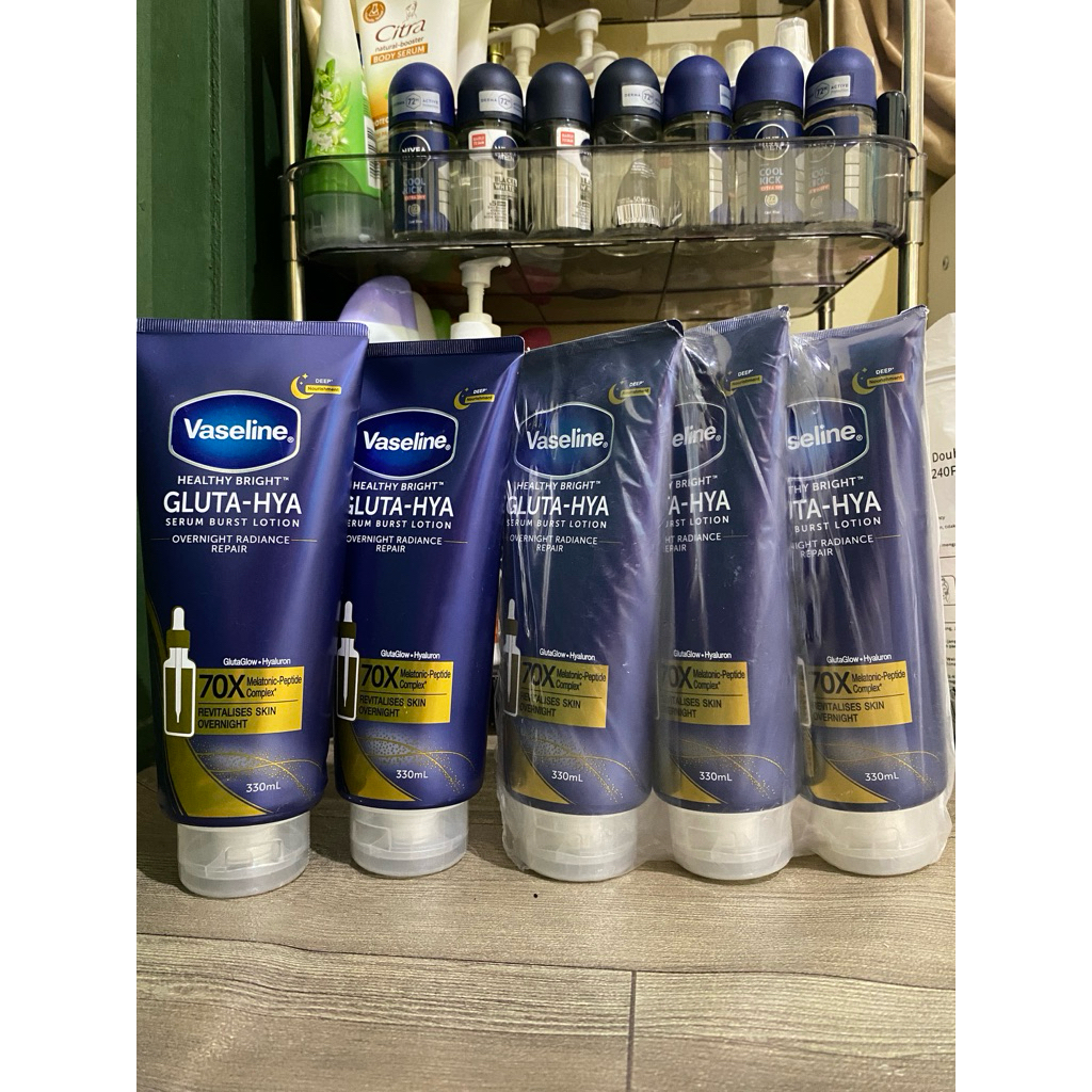 VASELINE GLUTA-HYA OVERNIGHT SERUM