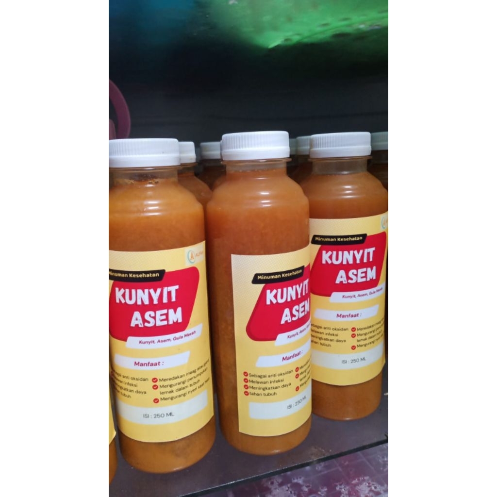 

Minuman Kesehatan Kunyit Asem 250ml Bahan Alami Tanpa Pengawet dan Tanpa Pemanis Buatan