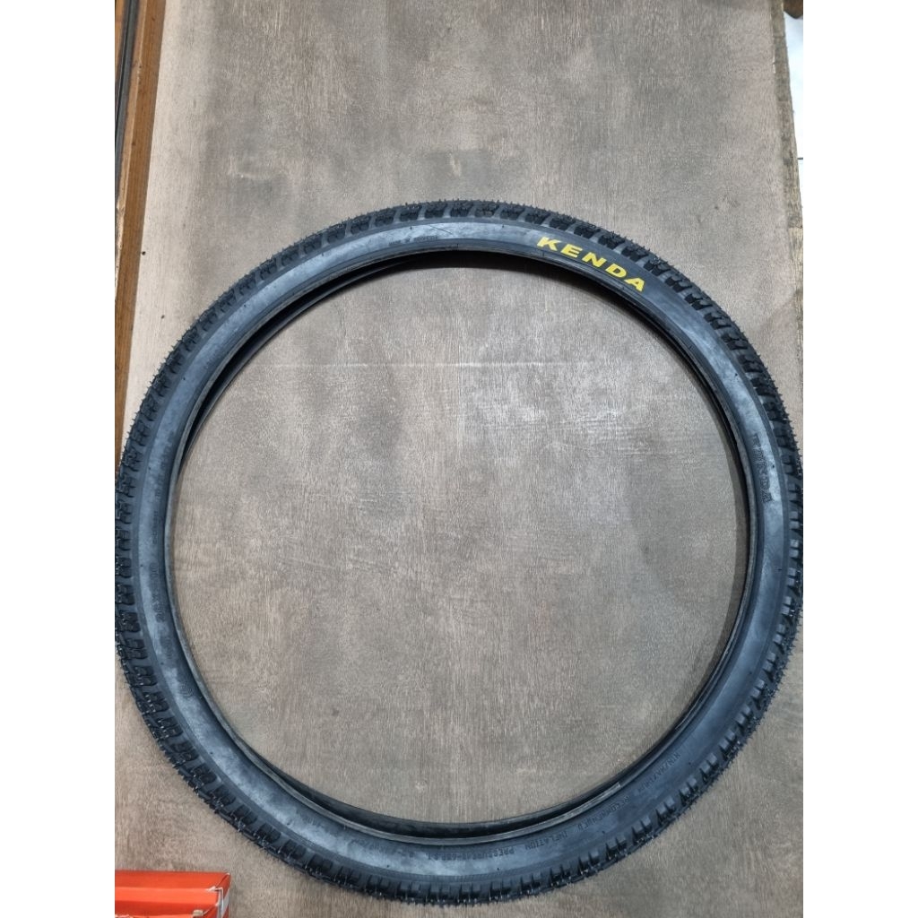 BAN LUAN KENDA UKURAN 26X210 HITAM