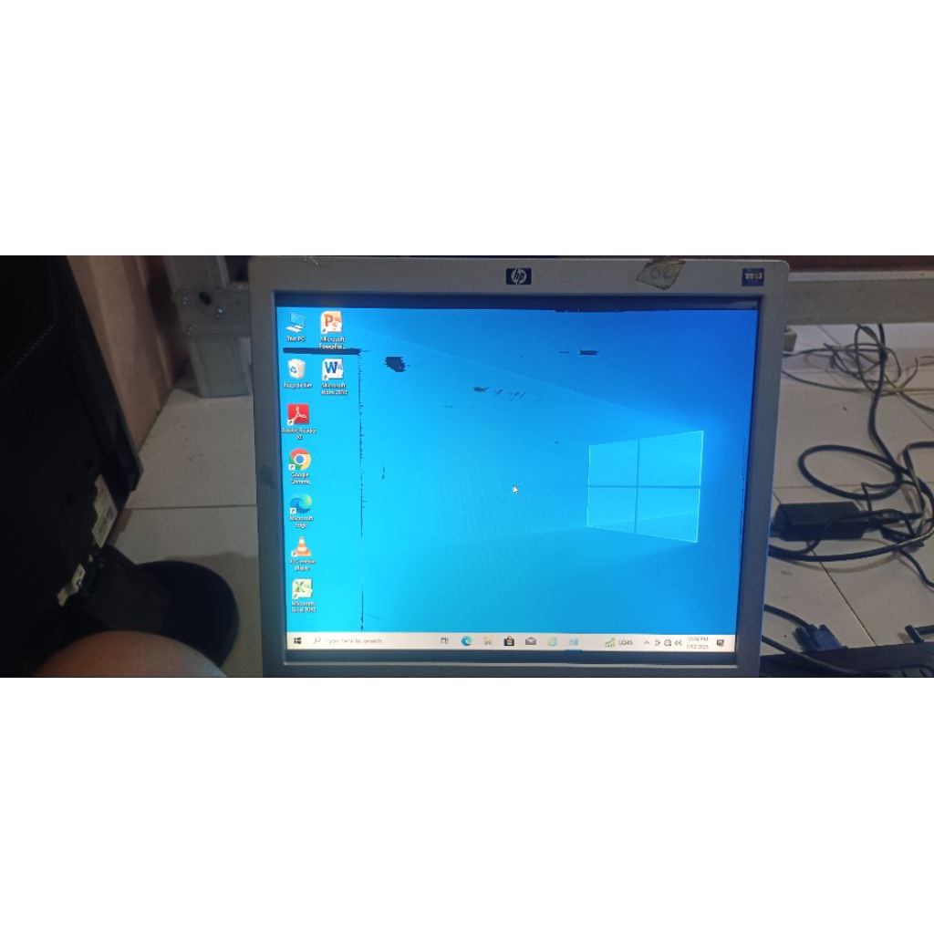 monitor komputer 17 kotak hp minus