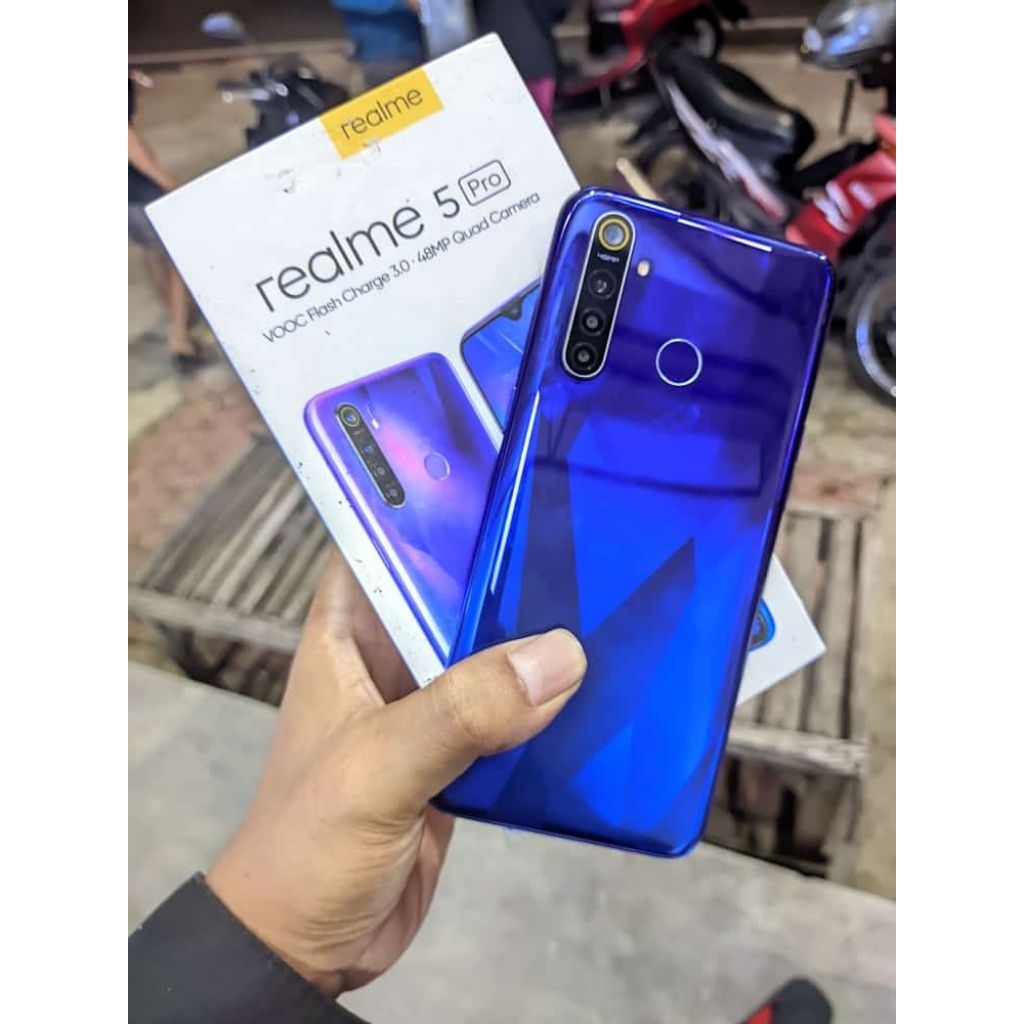 realme 5pro ram 4/128 8/128 (Second)