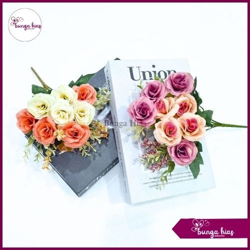 Bunga Mawar Jepang Import / Mawar Jepang X5 Cabang Premium / Bunga Mawar Artificial Dekorasi (KN-73)