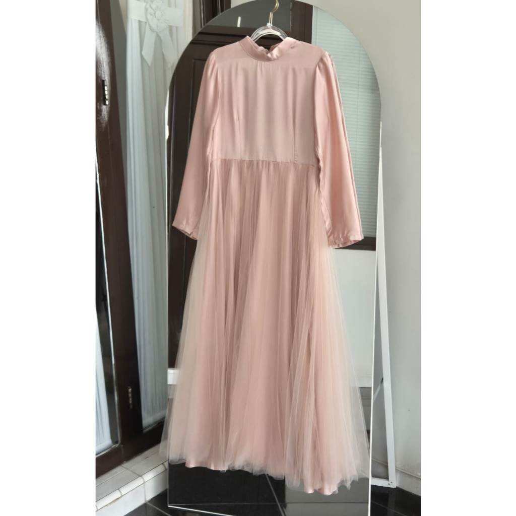 (PRELOVED) NUHA TUTU DRESS LATTE BY ALFIZAHRAHIJAB | INNER DRESS TUTU | DRESS ROK TUTU
