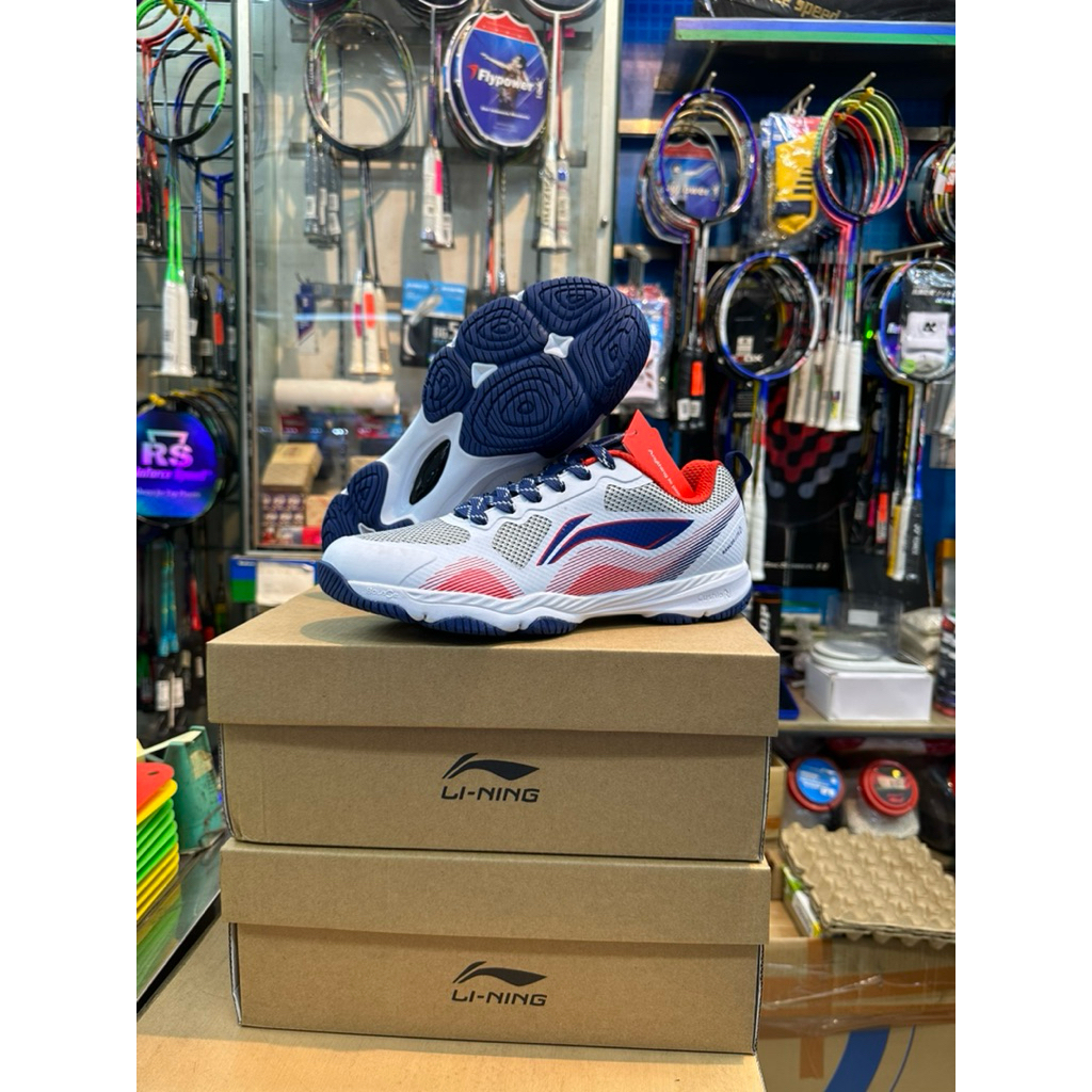 SEPATU BULUTANGKIS LINING RANGER LITE Z1 WHITE NAVY RED