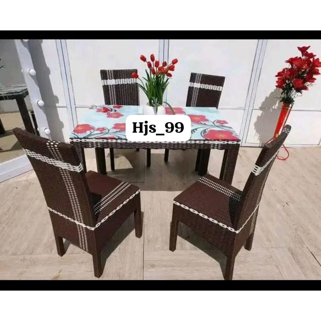 MEJA MAKAN ROTAN 4 KURSI