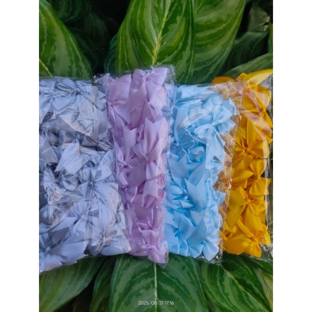 

isi 1pcs pita satin siap pakai | pita satin 2cm | pita tempel souvenir