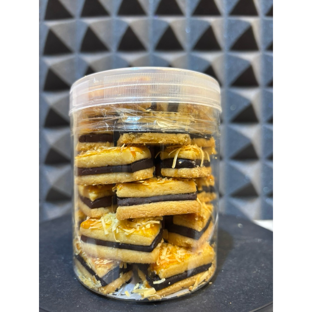 

snackking Kue Kastangel Cokelat Keju dan Keju Original Home Made Manis lembut Wangi Buttery Premium kemasan Toples 600ml