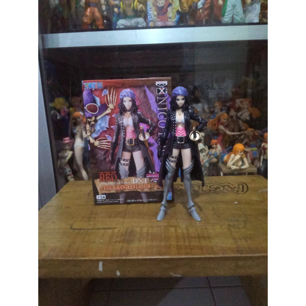 dxf gll grandline lady one piece figure nico robin movie red