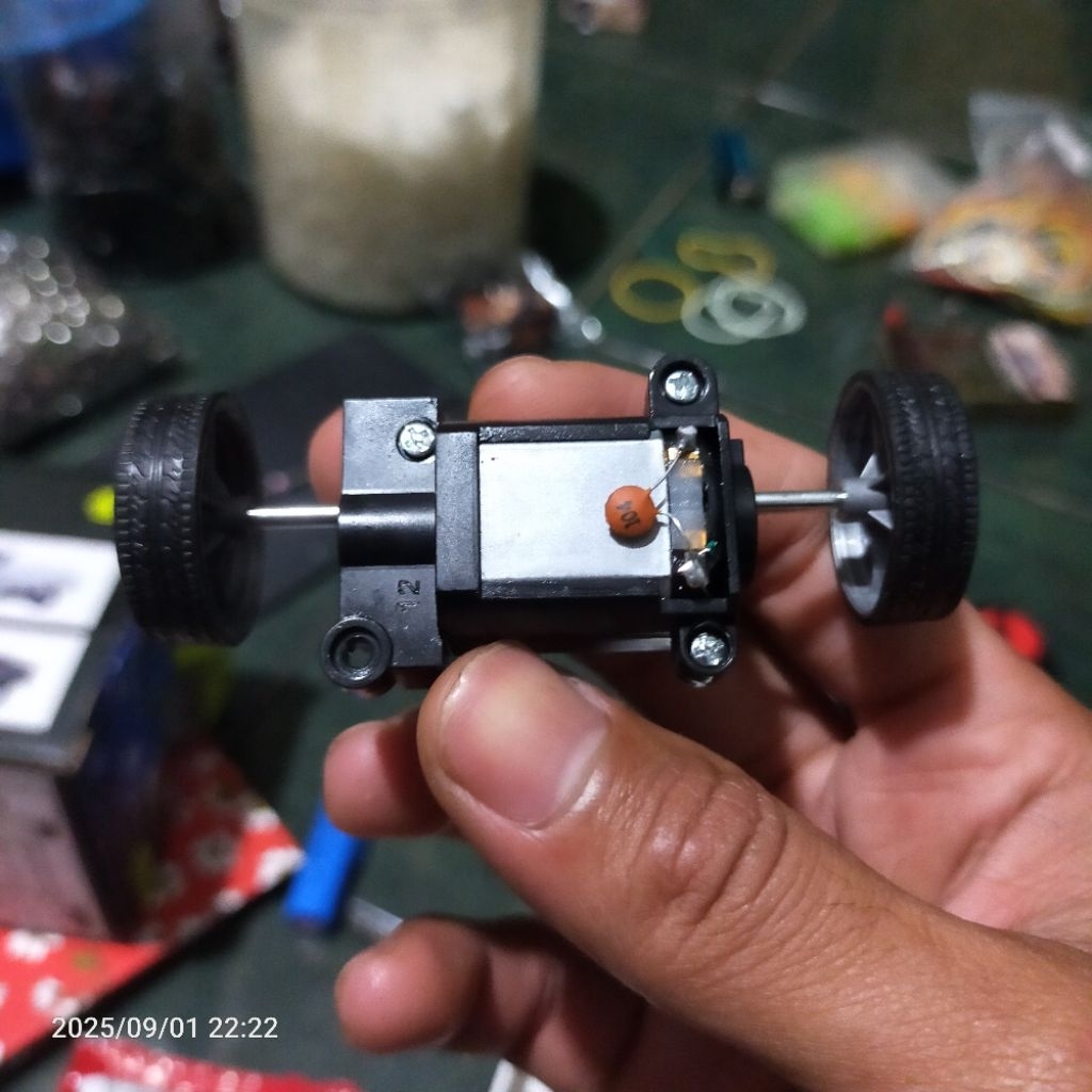 gearbox belakang mobil mainan RC