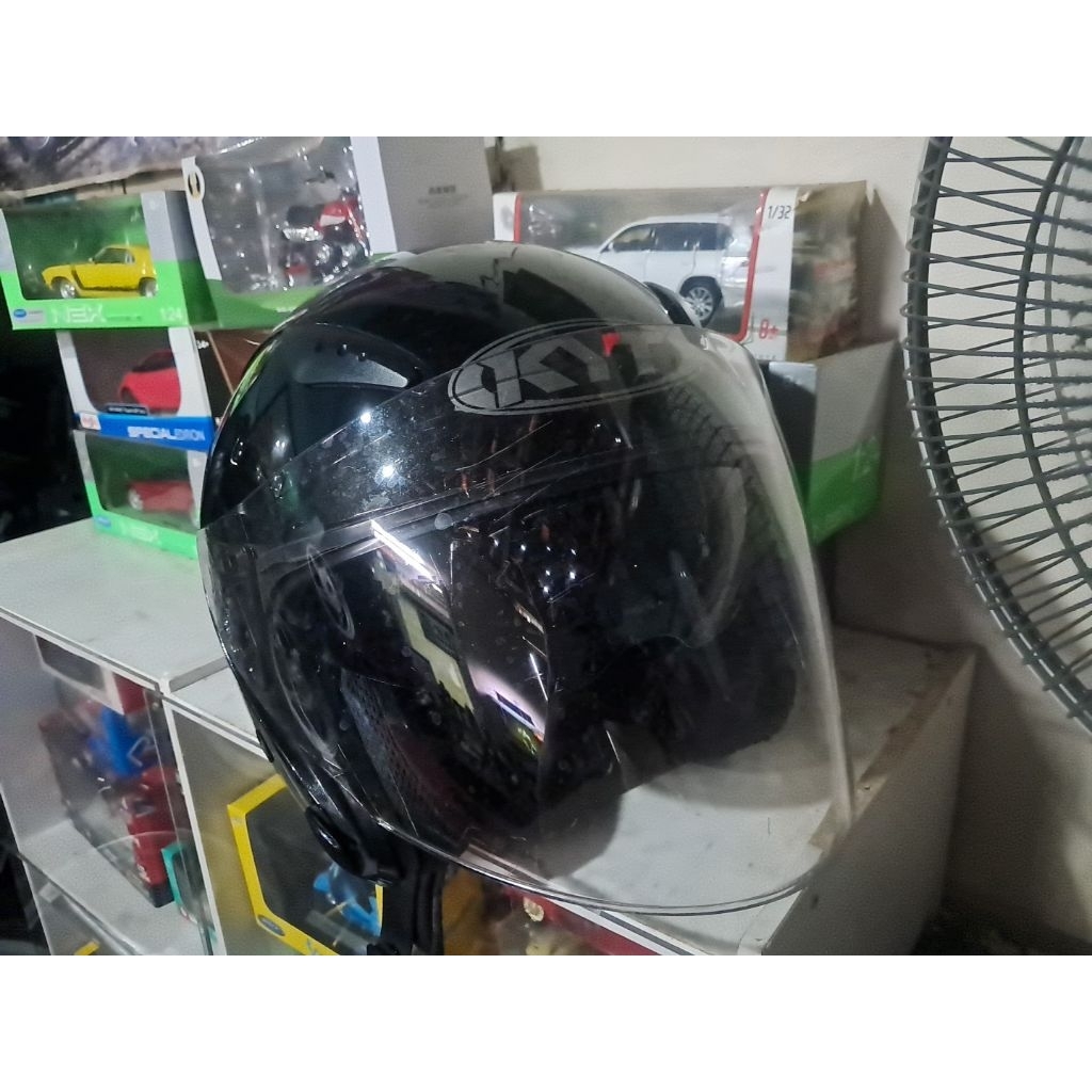 Helm helmet KYT Galaxy slide 2 visor kaca all varian bekas layak pakai kelengkapannya sesuai difoto 