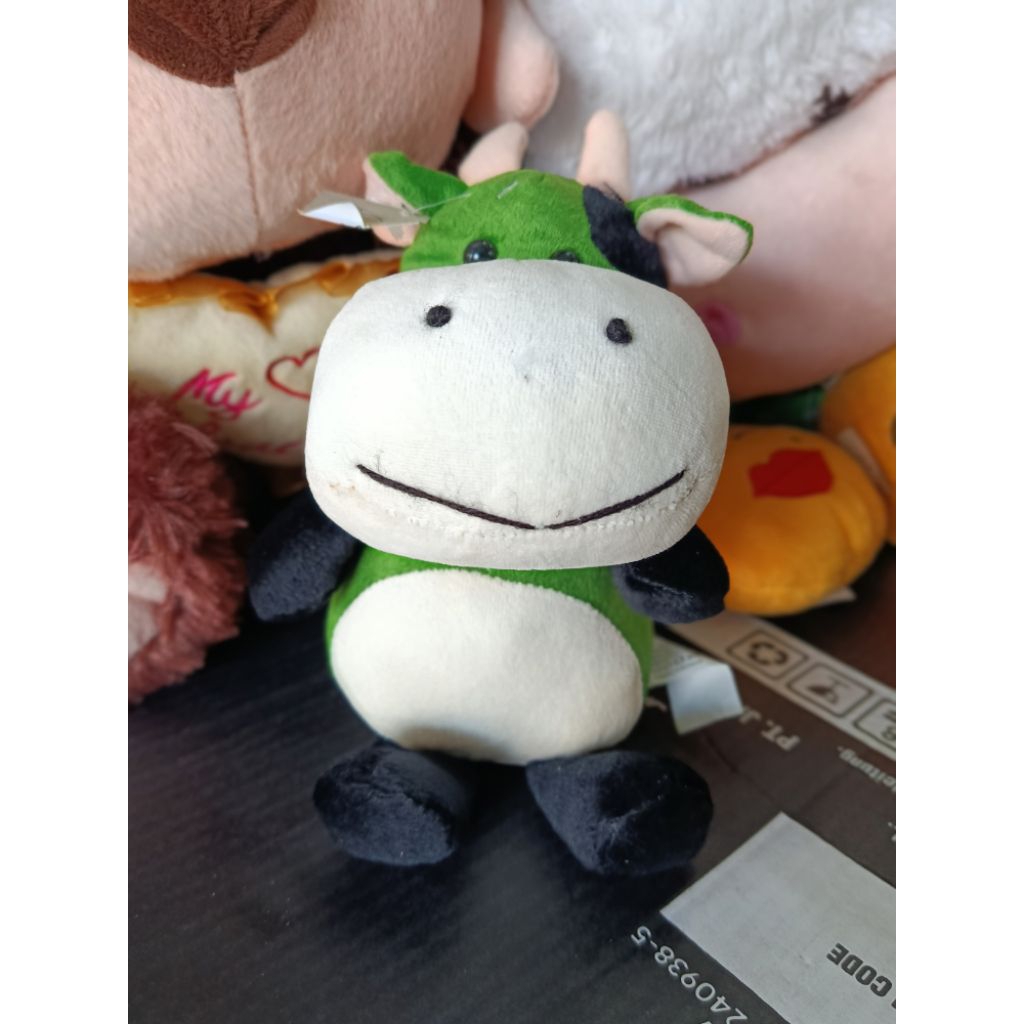 Mainan anak boneka sapi hijau