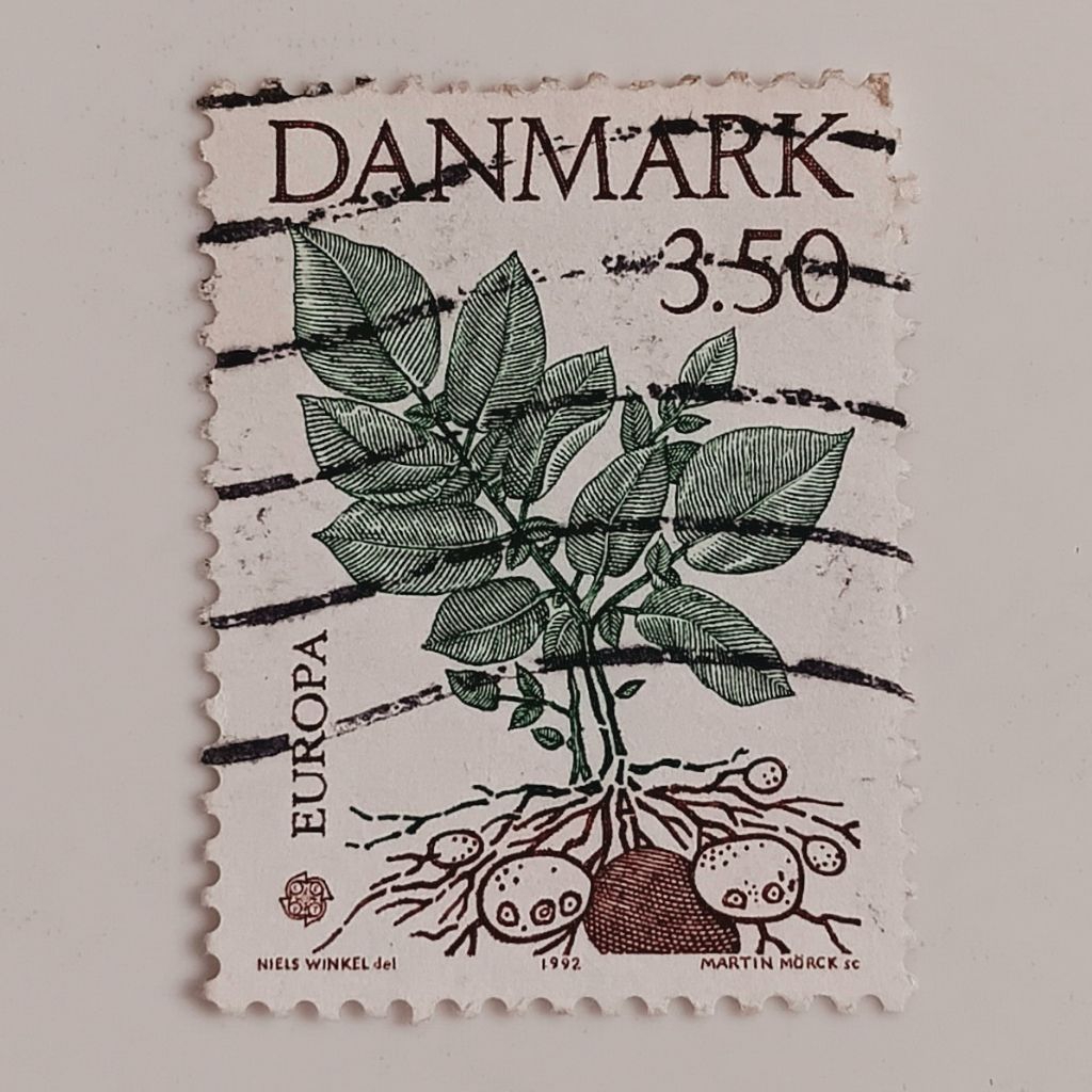 

(AA) Perangko Denmark 1992 Europa (C.E.P.T.) 1992 - Discovery of America - Potato plant 3,50 krone Used
