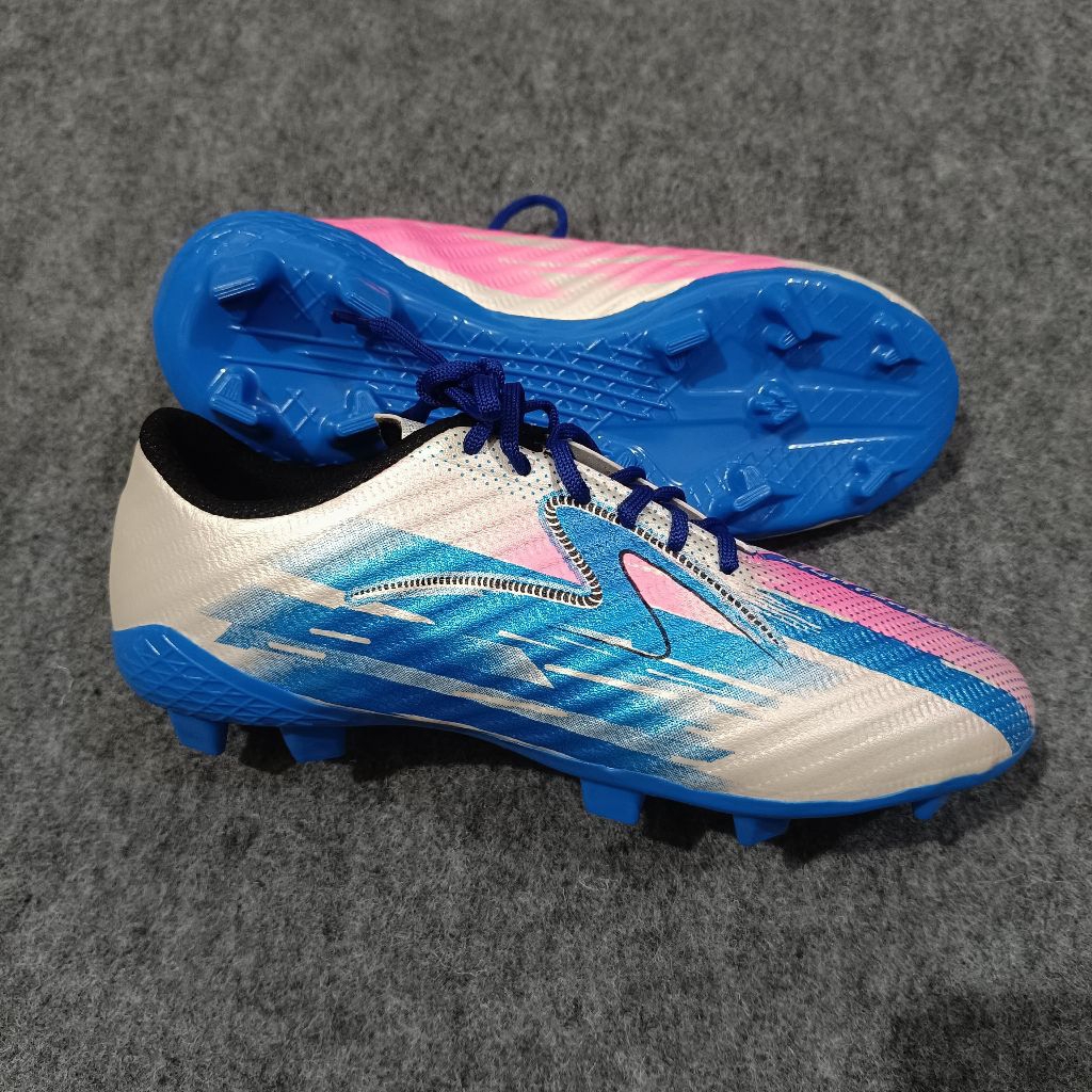 SEPATU BOLA SOCCER ANAK ANAK ADIDAS PREDATOR SIZE 33,35,36,37,37MEREK ADIDAS TERBARU