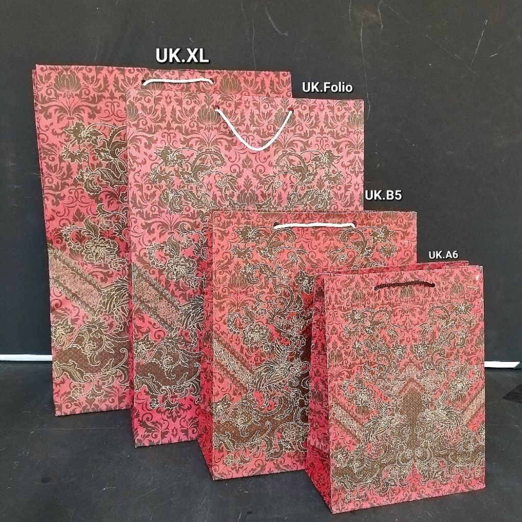 

Paper Bag FTM | A6 | A5 | F4 | XL | Motif Batik ( Pak 12 Pcs ) [ Original ]