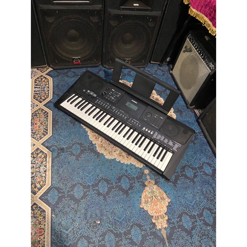 Keyboard Yamaha PSR E463