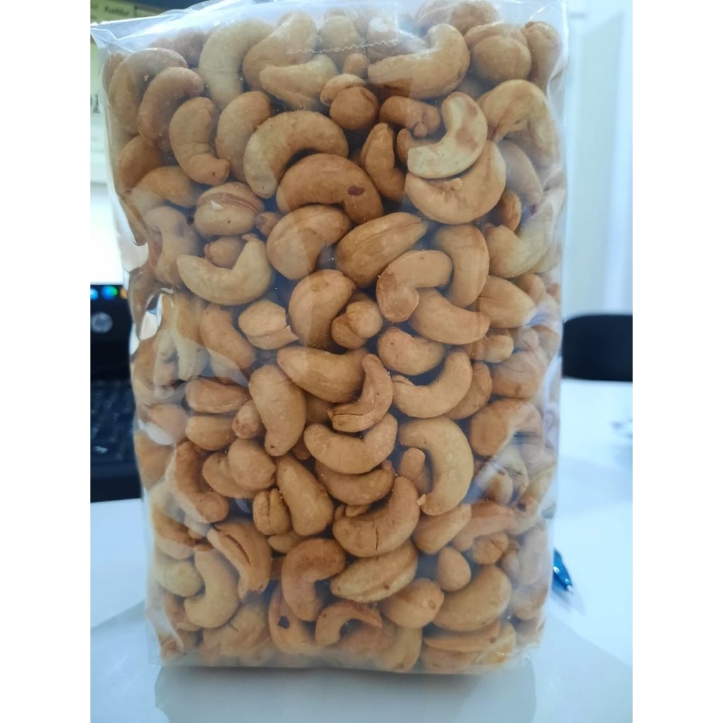 

kacang mete mateng