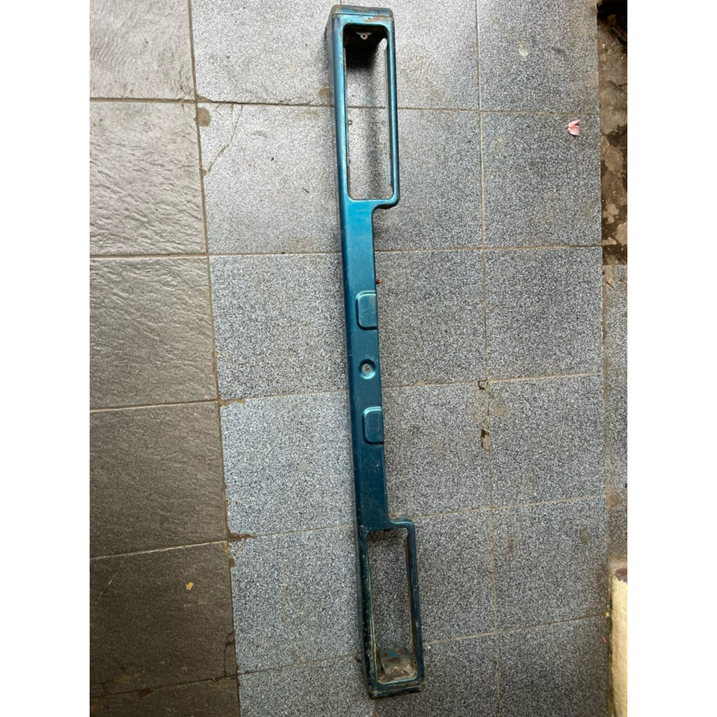 Bemper belakang Suzuki jimny katana atau Bemper belakang jimny atau Bemper belakang jimny atau bumpe