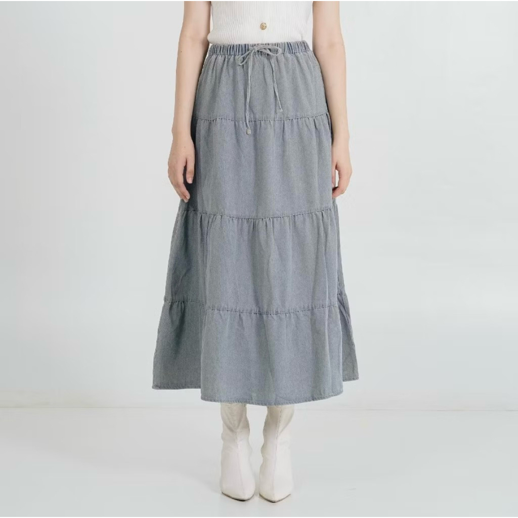 Preloved Kinsley skirt by This Is April