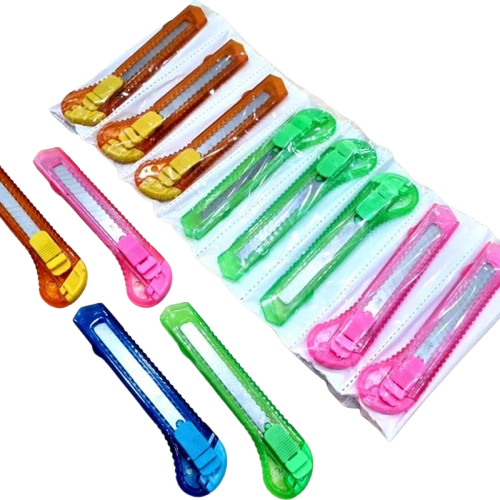 

Cutter Plastik Besar Warna Campur
