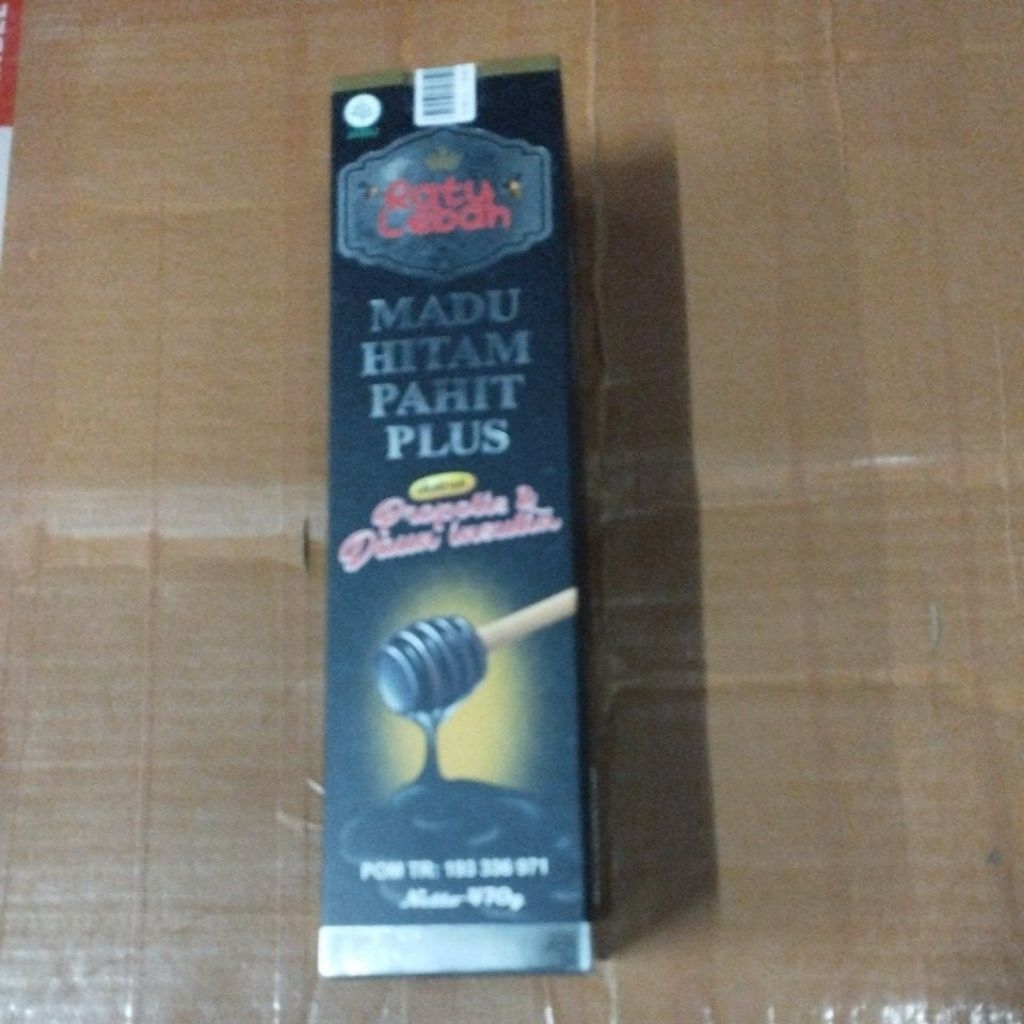 

Madu Hitam Pahit Ratu Lebah