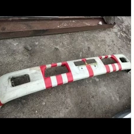 bemper depan truk dyna