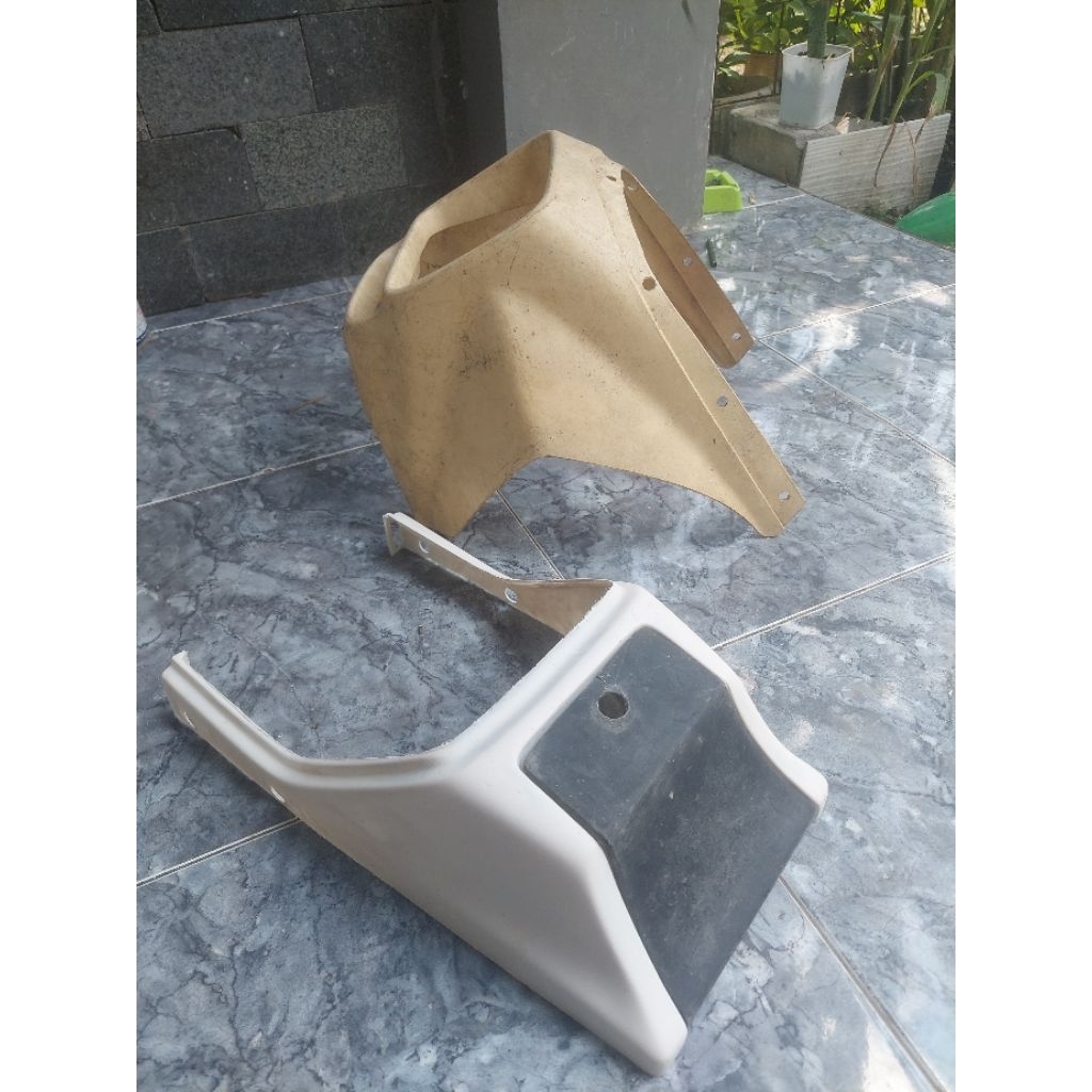 krodong  kawasaki ar 125 original/bodi belakang kawasaki ar125