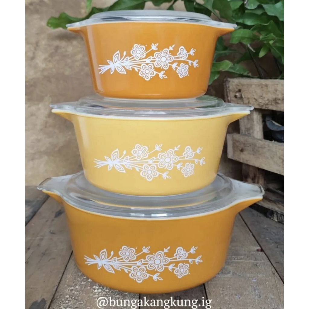 Pyrex USA butterfly gold