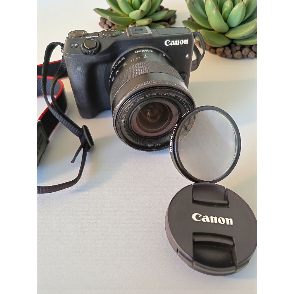 Camera Canon Second type EOS M3