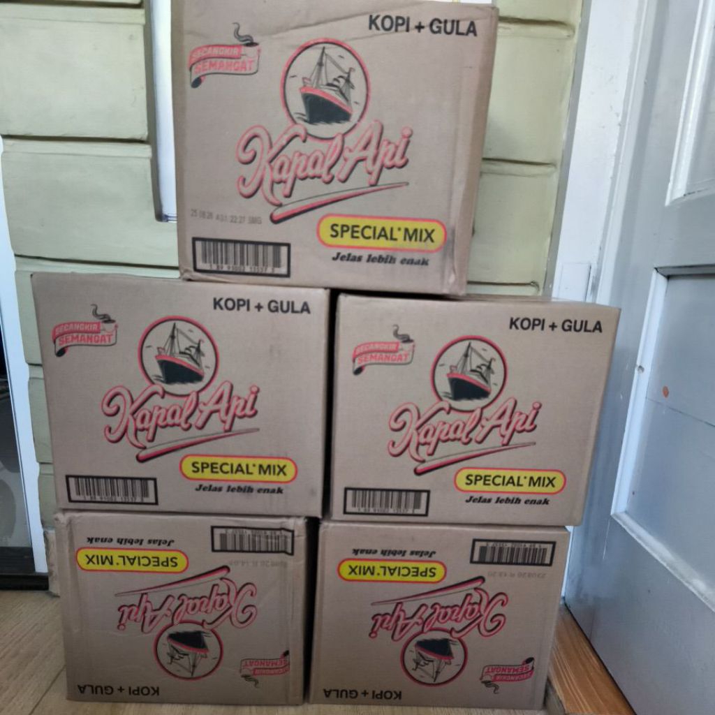 

KOPI KAPAL API SPESIAL MIX ( 1Dus isi 12 renceng )