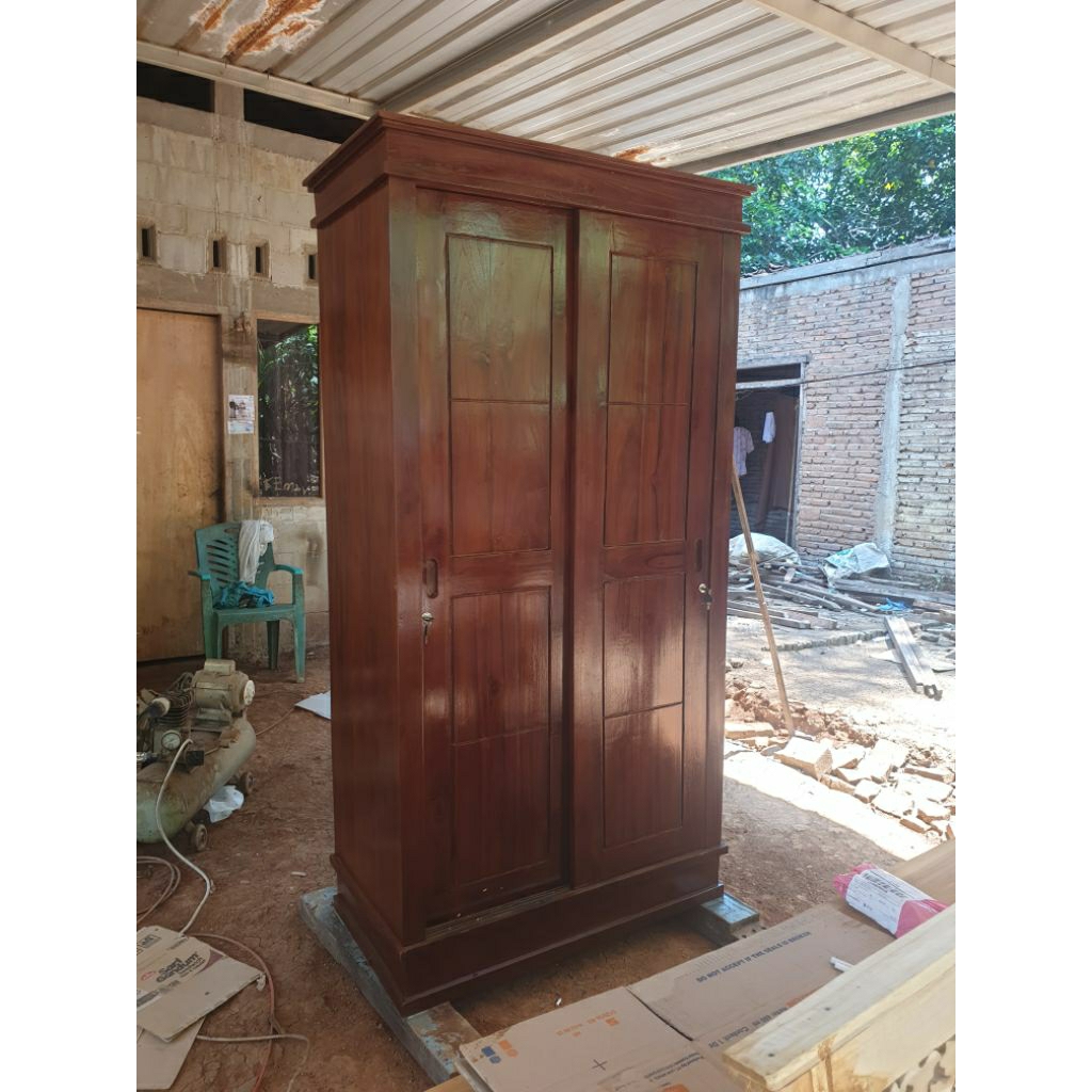 lemari pintu2 minimalis kayu jati
