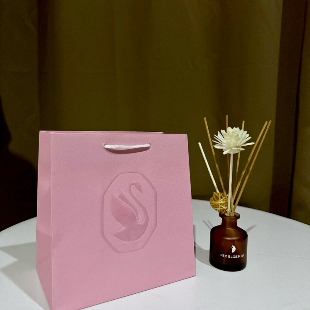 

Paper Bag Swarovski Original Paper Bag Pembungkus Kado