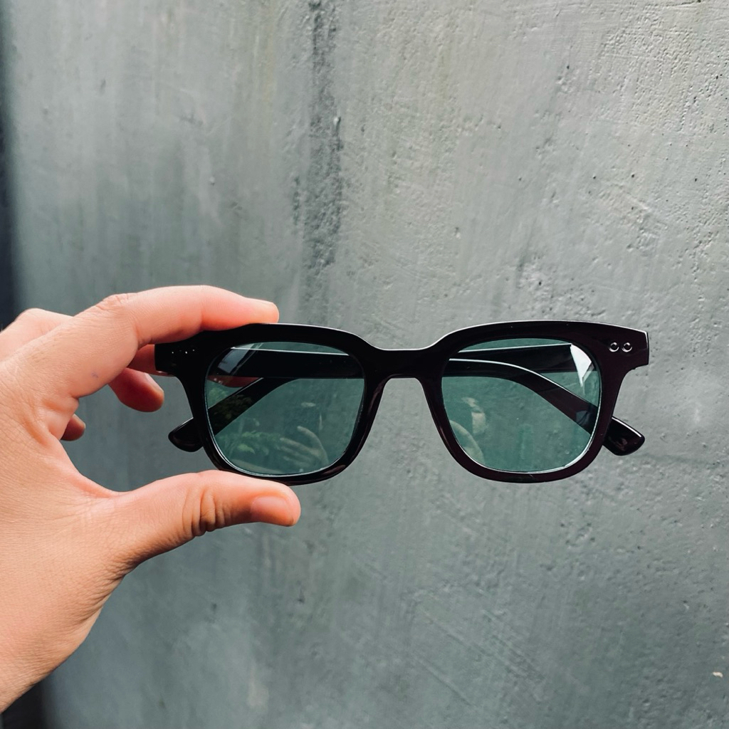 Kacamata Vincent Black Dark Green