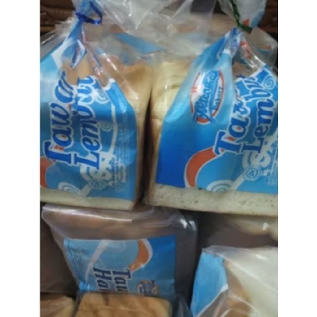 

Tawar Kuncit Lembut Roti Manis Fresh by Friends Bekery | READY STOK‼️
