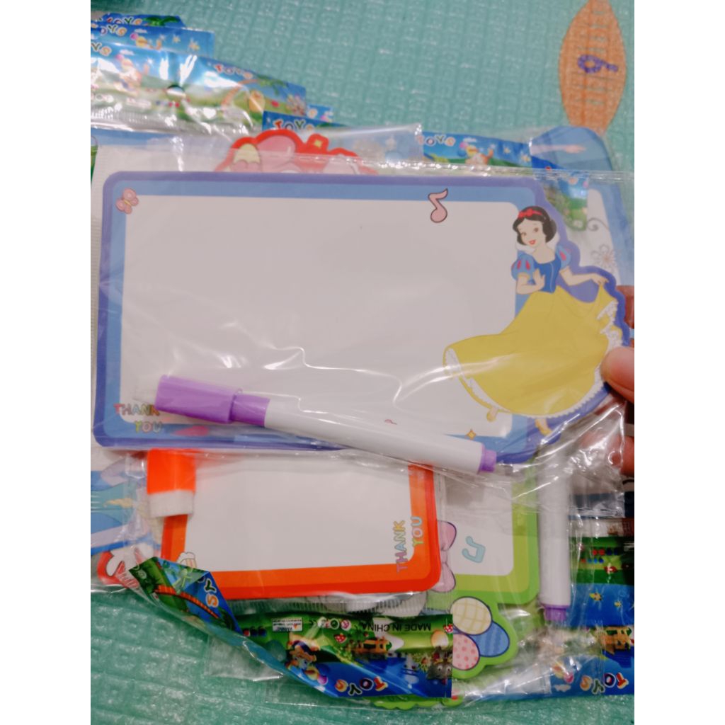 

mainan mewarnai papan spidol