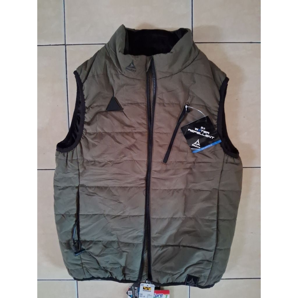 Vest Outdoor WindCore BNWT