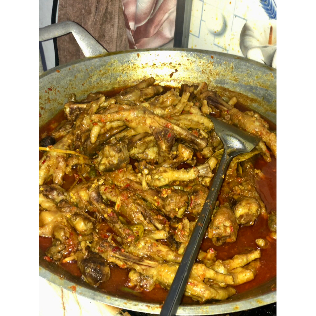 

Ceker Mercon MAMA JUAN Pedes Gurih !!