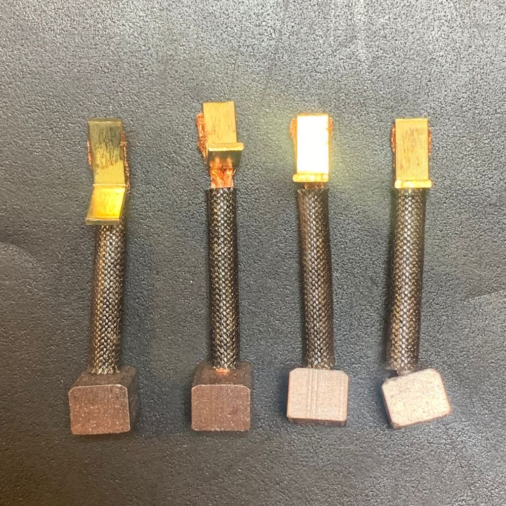 JK812 SAKLAR SEIN ON-OFF-ON 3 PIN TOGGLE SWITCH 3 KAKI MOBIL / MOTOR / TRUK / UNIVERSAL