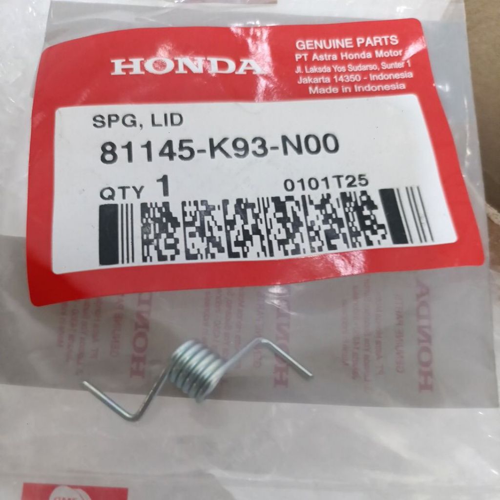 Spring LID INNER POCKET SCOOPY FI ESP 2018 2019 2020 2021 2022 2023 original 81145 K93 N00 PER LACI